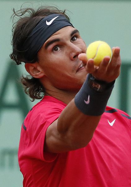 28circle-关于纳达尔重返赛场，比赛局势复杂首场状态出色，篮网观众沸腾！观众掌声雷动的信息