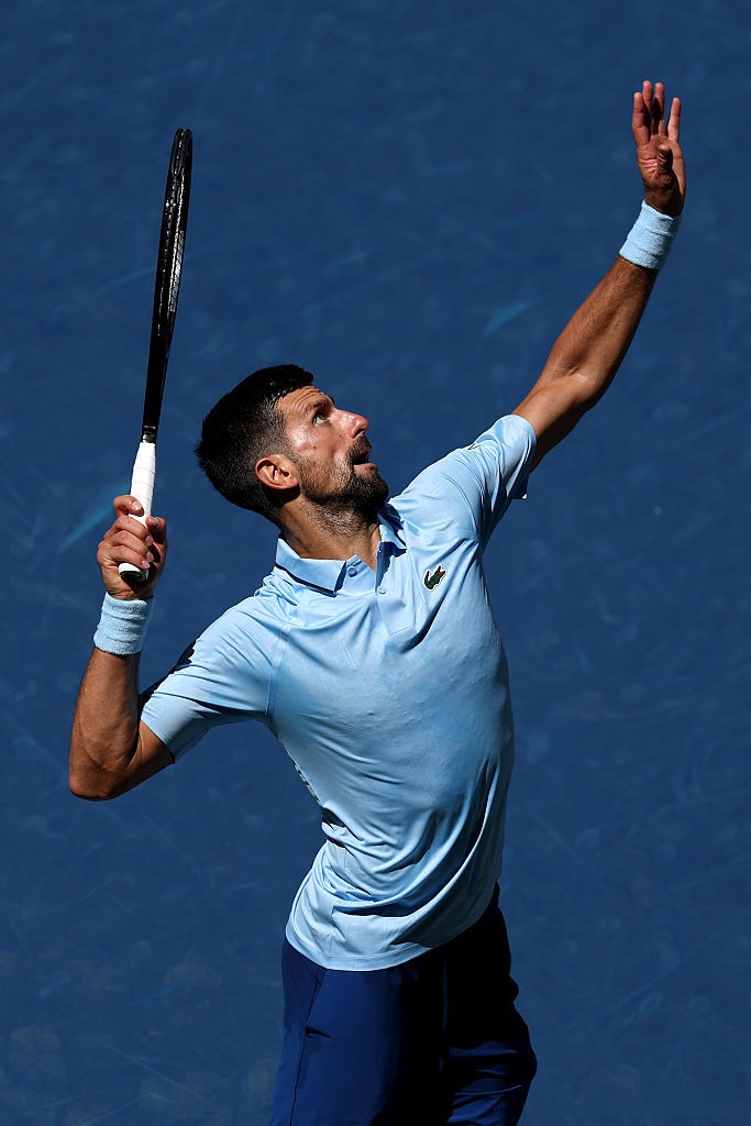 28圈-德约科维奇在湖人比赛中爆冷，大胜引发热议！的简单介绍